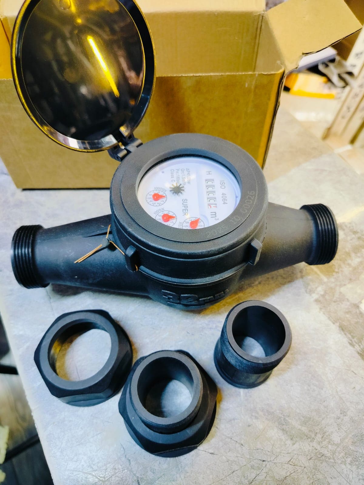 Plastic Super Water Meter — 1 1/4"